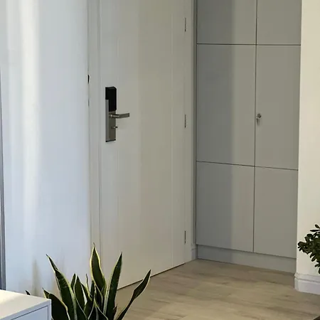 Apartment Thalassa 2 *