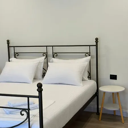 Apartment Thalassa 2 *